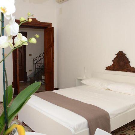 Bed and Breakfast Casa Cabras Синискола Экстерьер фото