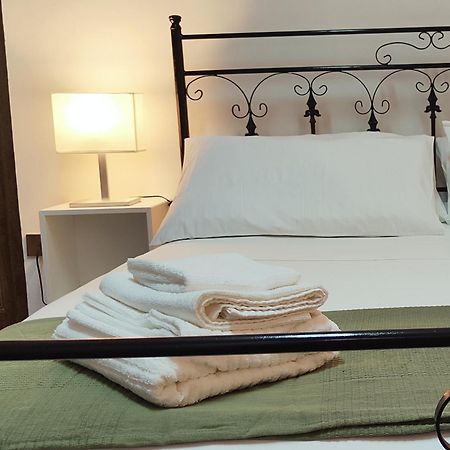 Bed and Breakfast Casa Cabras Синискола Экстерьер фото